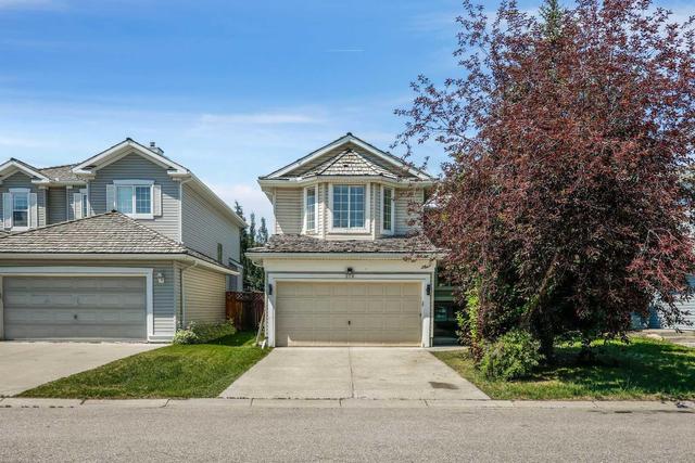 278 Valley Brook Circle Nw, House detached with 5 bedrooms, 3 bathrooms and 4 parking in Calgary AB | Image 1