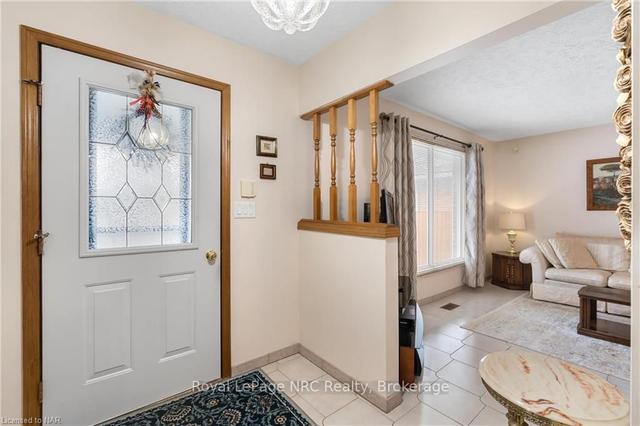 7835 Tad St, House detached with 3 bedrooms, 2 bathrooms and 3 parking in Niagara Falls ON | Image 32