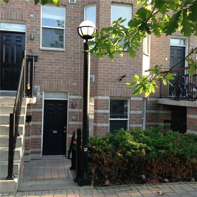 03 - 760 Lawrence Ave, Townhouse with 2 bedrooms, 2 bathrooms and 1 parking in Toronto ON | Image 1