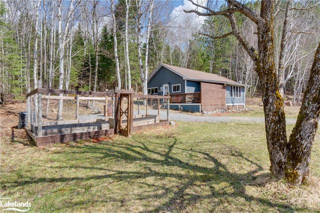 378 Hwy 518 E Highway, House detached with 2 bedrooms, 1 bathrooms and 8 parking in Perry ON | Image 26