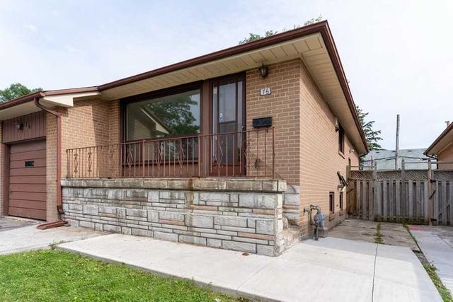 76 Pinemore Cres, House semidetached with 3 bedrooms, 2 bathrooms and 5 parking in Toronto ON | Image 34