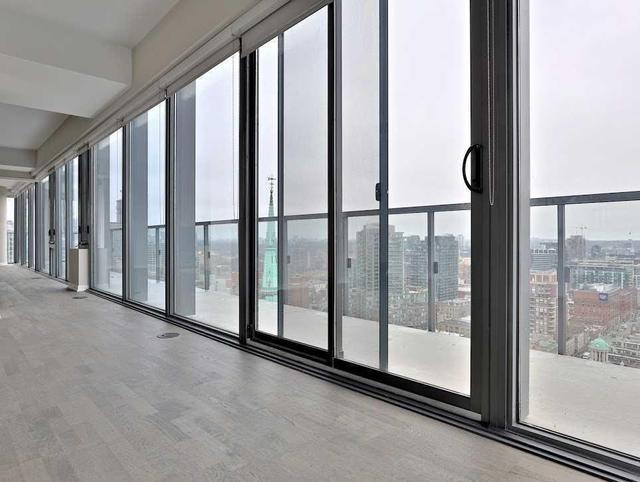 2501 - 60 Colborne St, Condo with 3 bedrooms, 3 bathrooms and 2 parking in Toronto ON | Image 8