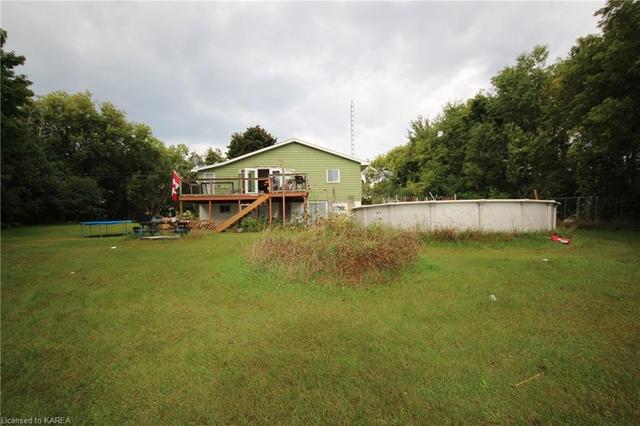 559 9th Concession Road, House detached with 6 bedrooms, 2 bathrooms and 6 parking in Rideau Lakes ON | Image 2