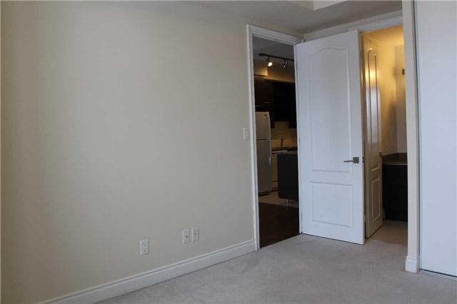 1002 - 50 Clegg Rd, Condo with 2 bedrooms, 2 bathrooms and 1 parking in Markham ON | Image 11
