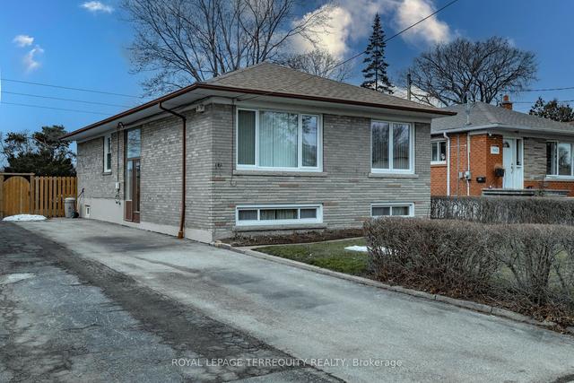 140 Crocus Dr, House detached with 3 bedrooms, 2 bathrooms and 2 parking in Toronto ON | Image 12