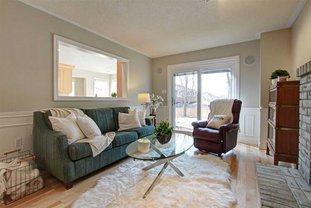 2046 Pelee Blvd, House detached with 4 bedrooms, 3 bathrooms and 4 parking in Oakville ON | Image 8