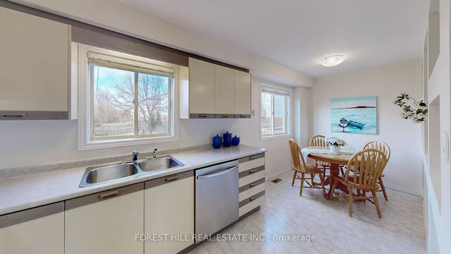 227 Baker St, House attached with 2 bedrooms, 2 bathrooms and 2 parking in Waterloo ON | Image 4