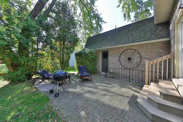 41 Third Line, House detached with 4 bedrooms, 3 bathrooms and 4 parking in Oakville ON | Image 27