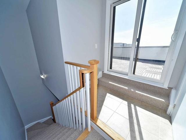 220 - 1460 Whites Rd, Townhouse with 2 bedrooms, 3 bathrooms and 1 parking in Pickering ON | Image 7