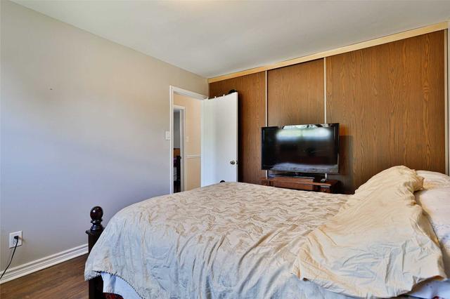 52 Reigate Ave, House detached with 3 bedrooms, 2 bathrooms and 3 parking in Brampton ON | Image 10