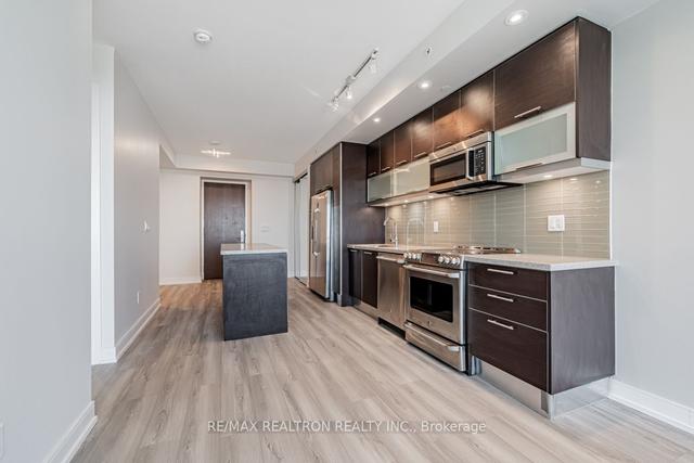 6404 - 388 Yonge St, Condo with 1 bedrooms, 1 bathrooms and 1 parking in Toronto ON | Image 26