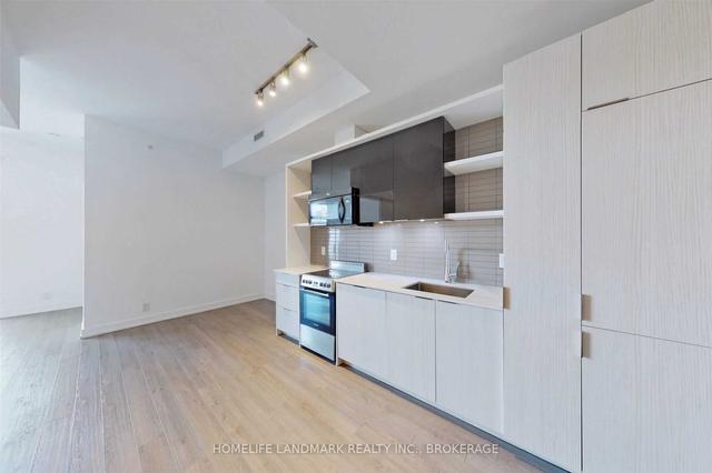 517 - 6 Parkwood Ave, Condo with 2 bedrooms, 1 bathrooms and 1 parking in Toronto ON | Image 37