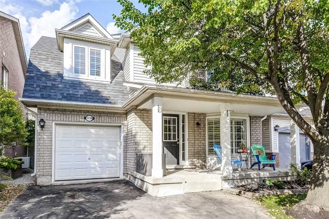 2238 Casselman Crt, House detached with 3 bedrooms, 3 bathrooms and 3 parking in Burlington ON | Card Image