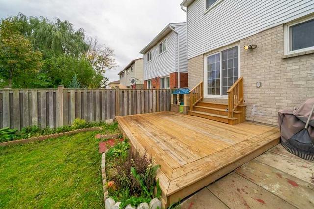 601 Galloway Cres, House detached with 3 bedrooms, 4 bathrooms and 4 parking in Mississauga ON | Image 15