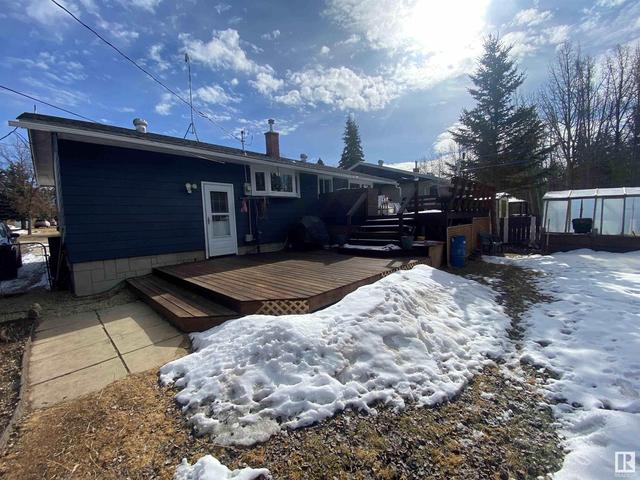 4808 50 St, House detached with 4 bedrooms, 1 bathrooms and null parking in Breton AB | Image 2