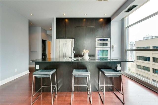 1007 - 8 Wellesley St E, Condo with 2 bedrooms, 2 bathrooms and 1 parking in Toronto ON | Image 7