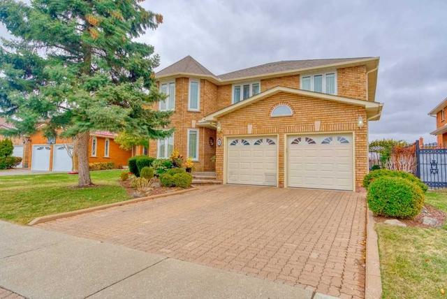 5 Creditstone Rd, House detached with 4 bedrooms, 4 bathrooms and 4 parking in Brampton ON | Image 1
