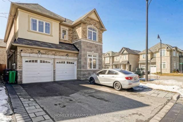 100 Masken Circ N, House detached with 5 bedrooms, 3 bathrooms and 4 parking in Brampton ON | Image 8