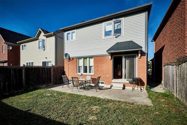 69 Tansley Cres, House detached with 3 bedrooms, 3 bathrooms and 3 parking in Ajax ON | Image 32