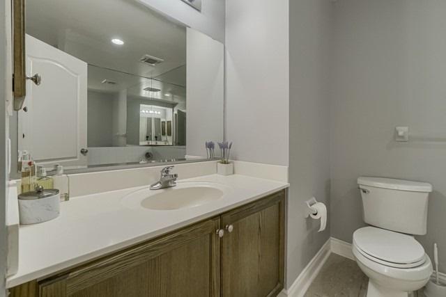 th2 - 1 Rean Dr, Townhouse with 2 bedrooms, 3 bathrooms and 2 parking in Toronto ON | Image 19