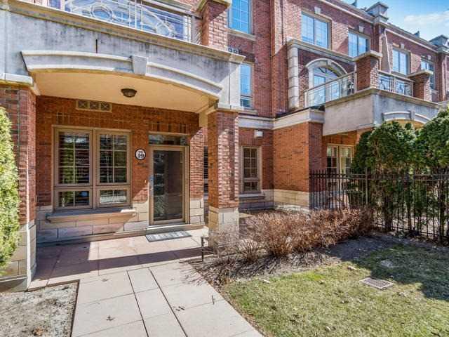 Th19 - 21 Burkebrook Pl, Townhouse with 3 bedrooms, 3 bathrooms and 2 parking in Toronto ON | Image 1