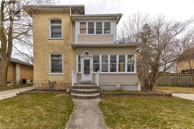 127 Laurel Street, House other with 4 bedrooms, 2 bathrooms and 10 parking in Cambridge ON | Image 1