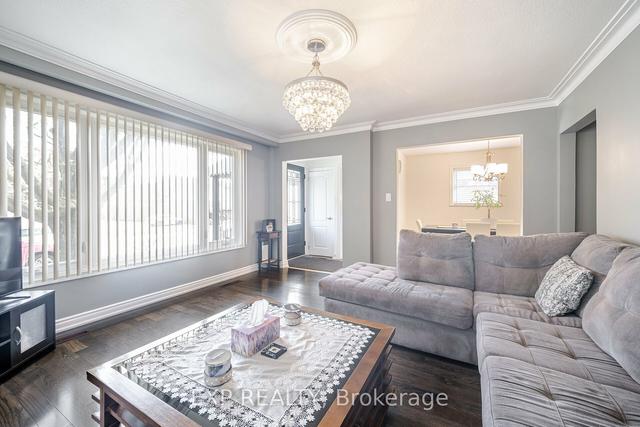 54 William St, House detached with 3 bedrooms, 2 bathrooms and 5 parking in Toronto ON | Image 35
