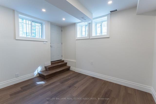54 Stewart St, House semidetached with 5 bedrooms, 5 bathrooms and 0 parking in Toronto ON | Image 17