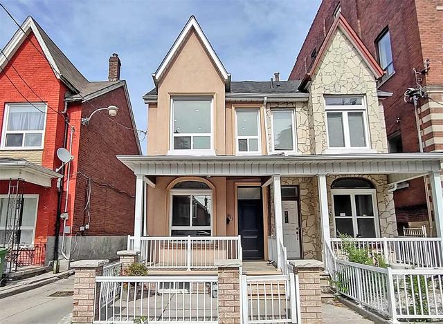811 Dovercourt Rd, House semidetached with 3 bedrooms, 3 bathrooms and 2 parking in Toronto ON | Image 26