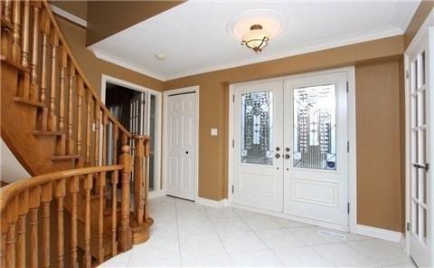 1865 Paddock Cres, House detached with 5 bedrooms, 4 bathrooms and 4 parking in Mississauga ON | Image 2