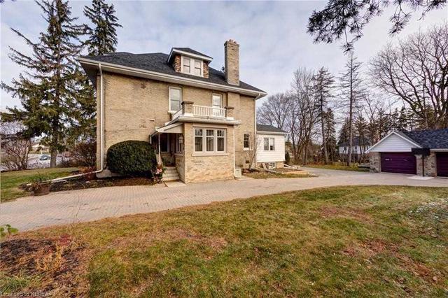 6 Angeline St S, House detached with 4 bedrooms, 4 bathrooms and 12 parking in Kawartha Lakes ON | Image 37