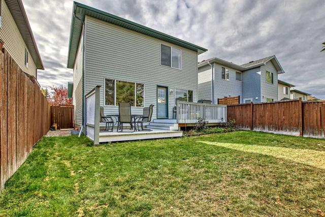 30 Millview Gate Sw, House detached with 4 bedrooms, 3 bathrooms and 4 parking in Calgary AB | Image 33