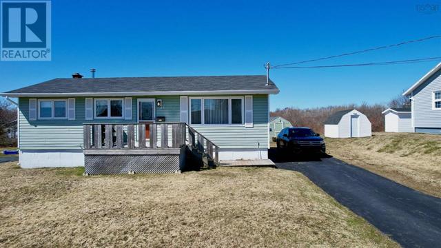 43 Chappel Drive, House detached with 3 bedrooms, 1 bathrooms and null parking in Cape Breton NS | Image 1