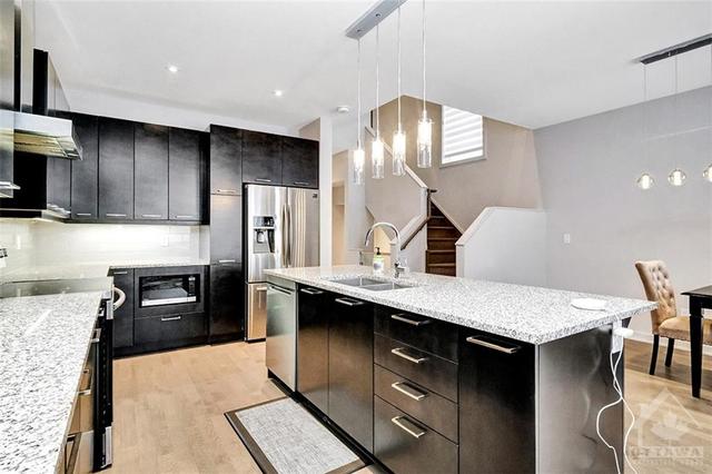 709 Guardian Grove, Townhouse with 3 bedrooms, 3 bathrooms and 2 parking in Ottawa ON | Image 13
