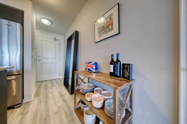 1204 - 75 East Liberty St, Condo with 1 bedrooms, 1 bathrooms and 0 parking in Toronto ON | Image 3