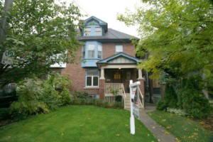 115 Kendal Ave, House semidetached with 5 bedrooms, 4 bathrooms and null parking in Toronto ON | Image 1
