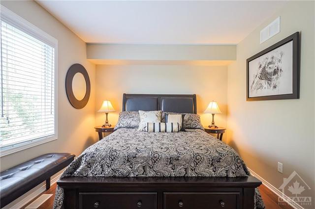 64 Songbird Private, Townhouse with 2 bedrooms, 2 bathrooms and 3 parking in Ottawa ON | Image 24