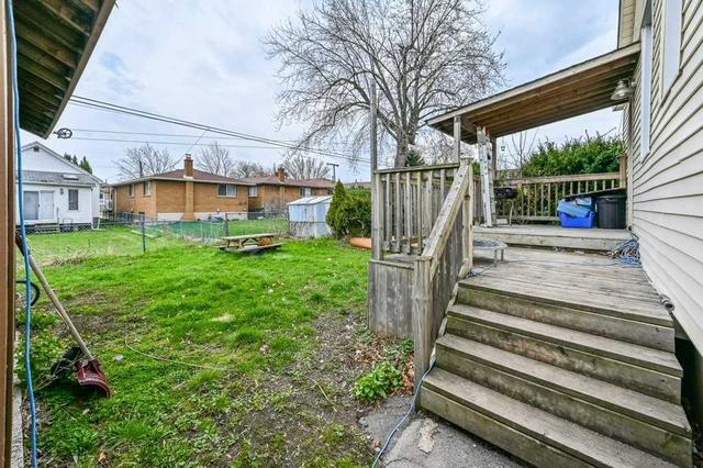 15 Parkdale Ave S, House other with 3 bedrooms, 3 bathrooms and 2 parking in Hamilton ON | Image 27