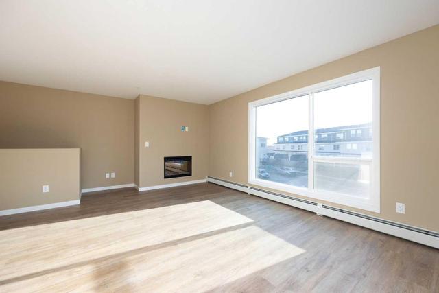 621 - 201 Abasand Drive, Condo with 4 bedrooms, 1 bathrooms and 1 parking in Wood Buffalo AB | Image 2