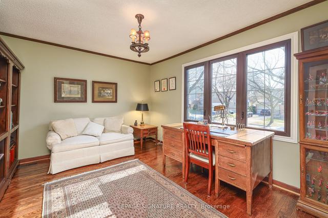 24 Aldenham Cres, House detached with 5 bedrooms, 3 bathrooms and 6 parking in Toronto ON | Image 39