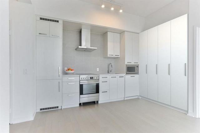 n1111 - 455 Front St E, Condo with 3 bedrooms, 2 bathrooms and 1 parking in Toronto ON | Image 4