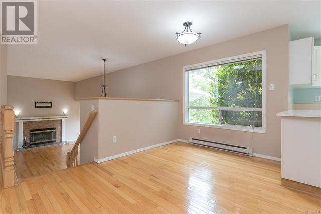 4403 Emily Carr Dr, House detached with 3 bedrooms, 3 bathrooms and 3 parking in Saanich BC | Image 19