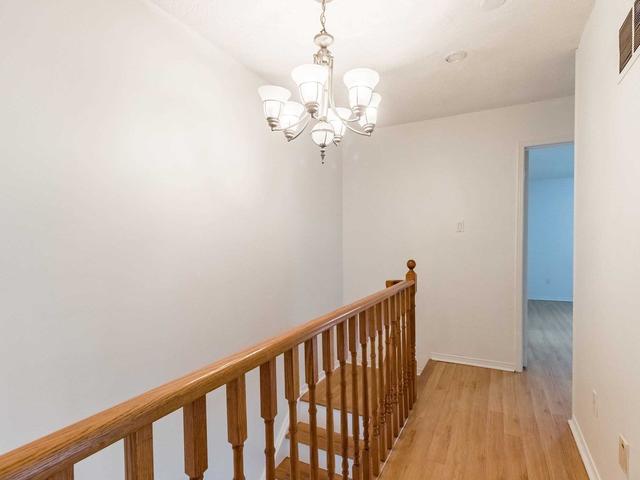 154 Muirland Cres, House detached with 3 bedrooms, 4 bathrooms and 3 parking in Brampton ON | Image 16