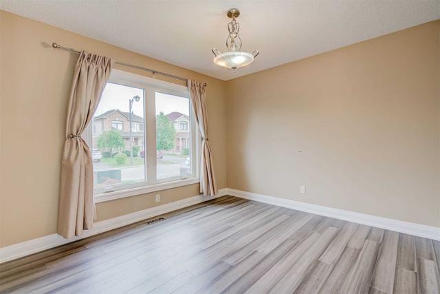 1026 Gordon Hts, House detached with 3 bedrooms, 3 bathrooms and 3 parking in Milton ON | Image 35