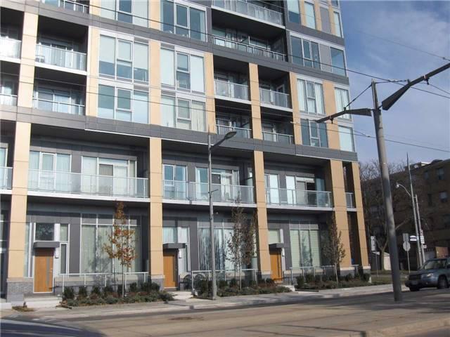 Th6 - 6 Parkwood Ave, Condo with 3 bedrooms, 3 bathrooms and 2 parking in Toronto ON | Image 2