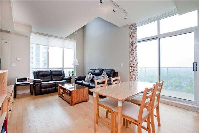 Uph 11 - 1 Avondale Ave, Condo with 2 bedrooms, 2 bathrooms and 1 parking in Toronto ON | Image 13