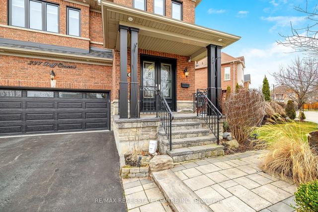 237 Duff Cres, House detached with 4 bedrooms, 3 bathrooms and 6 parking in Milton ON | Image 12