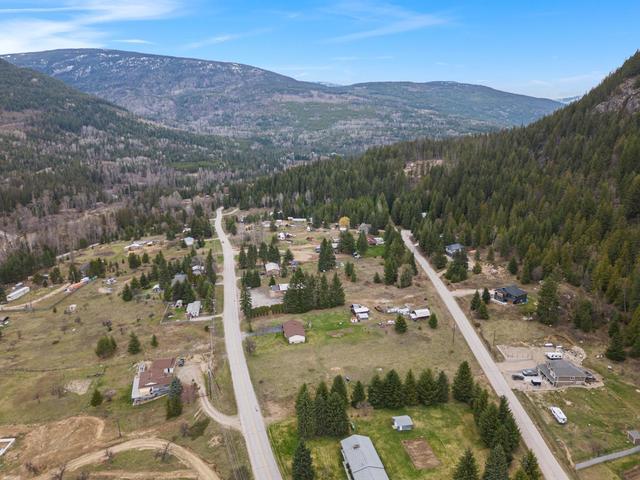 1960 Pass Creek Road, House detached with 3 bedrooms, 3 bathrooms and null parking in Central Kootenay I BC | Image 61