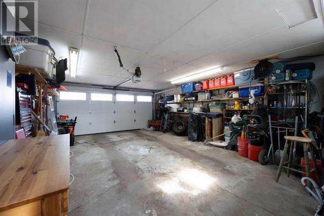 heated garage | Image 29