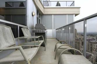 lph06 - 8 Rean Dr, Condo with 2 bedrooms, 2 bathrooms and 2 parking in Toronto ON | Image 11